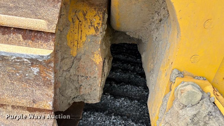 image for item YA2202 2022 Komatsu D71PXI-24 dozer