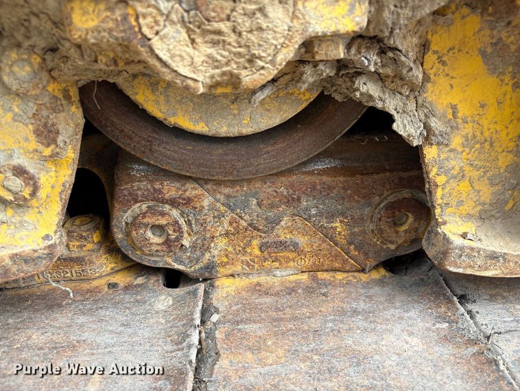 image for item YA2202 2022 Komatsu D71PXI-24 dozer