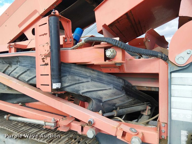 image for item YA2463 Sandvik QA140 screening plant