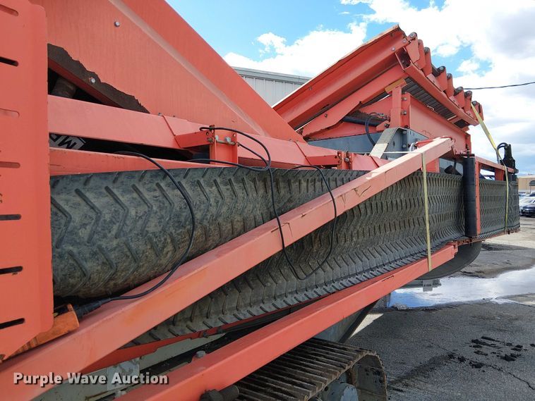 image for item YA2463 Sandvik QA140 screening plant