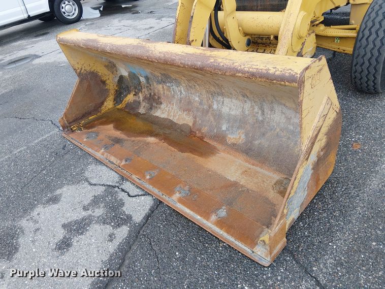 image for item YA2464 2010 Caterpillar 420E backhoe