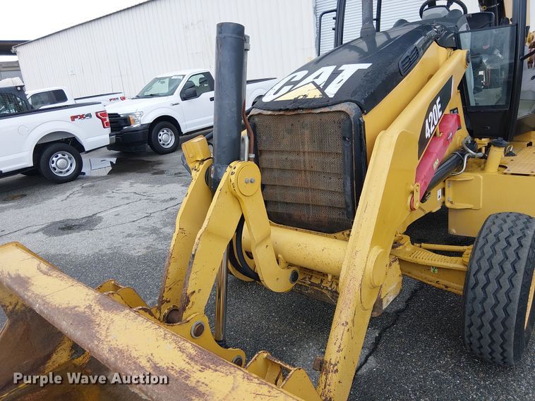 image for item YA2464 2010 Caterpillar 420E backhoe