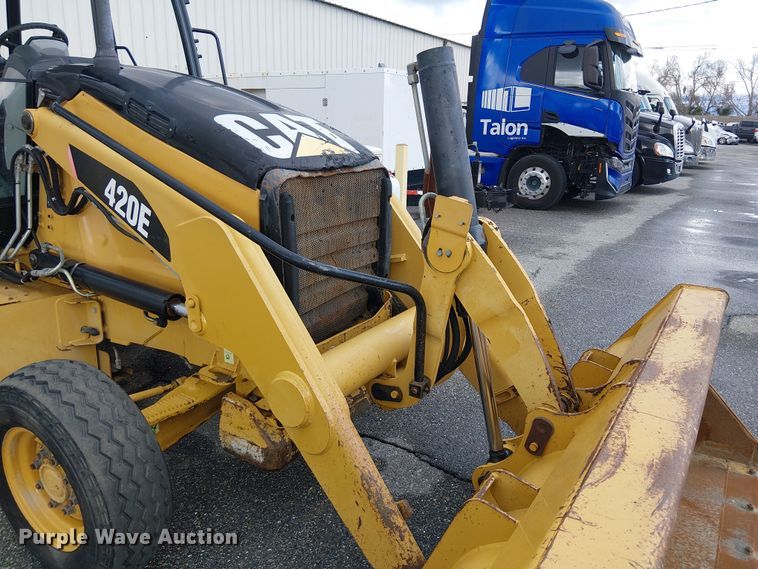 image for item YA2464 2010 Caterpillar 420E backhoe