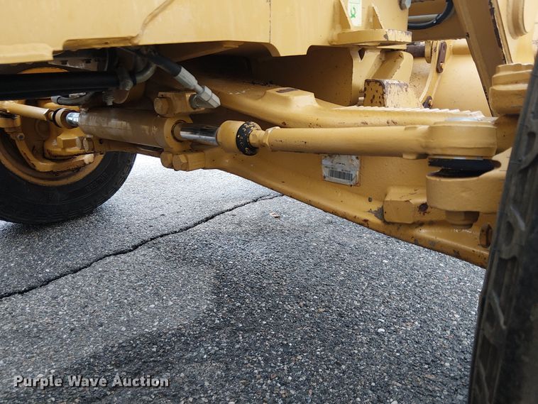 image for item YA2464 2010 Caterpillar 420E backhoe