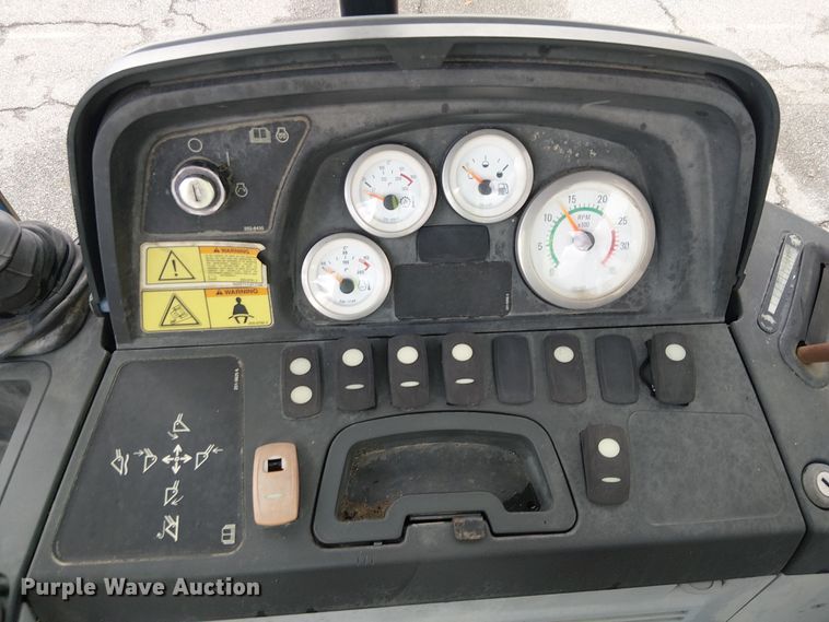 image for item YA2464 2010 Caterpillar 420E backhoe