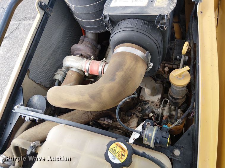 image for item YA2464 2010 Caterpillar 420E backhoe