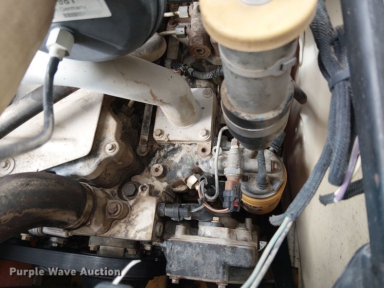 image for item YA2464 2010 Caterpillar 420E backhoe