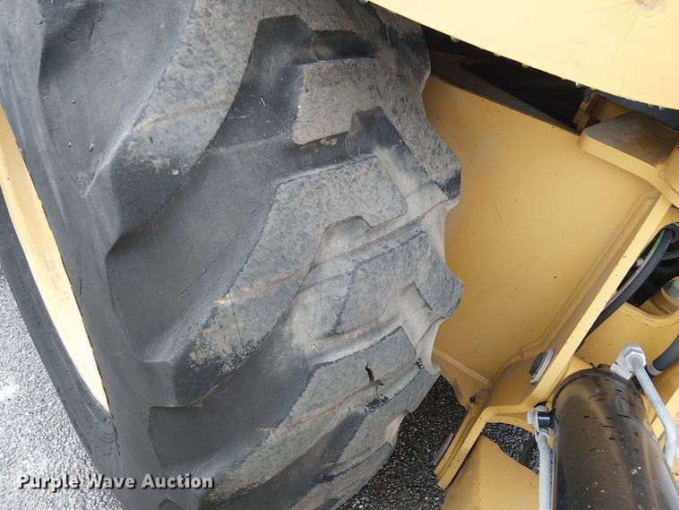 image for item YA2464 2010 Caterpillar 420E backhoe