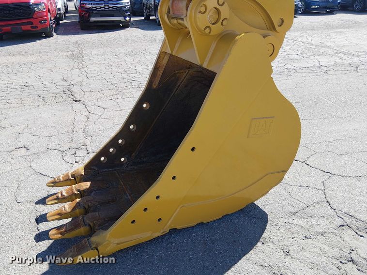 image for item YA2465 2015 Caterpillar M322D wheeled excavator