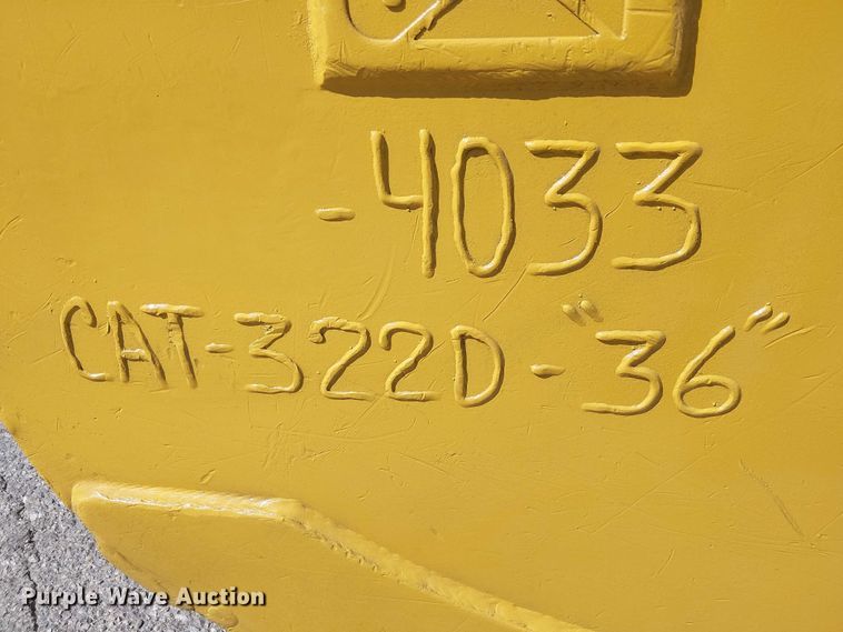 image for item YA2465 2015 Caterpillar M322D wheeled excavator