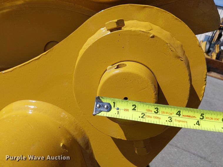 image for item YA2465 2015 Caterpillar M322D wheeled excavator