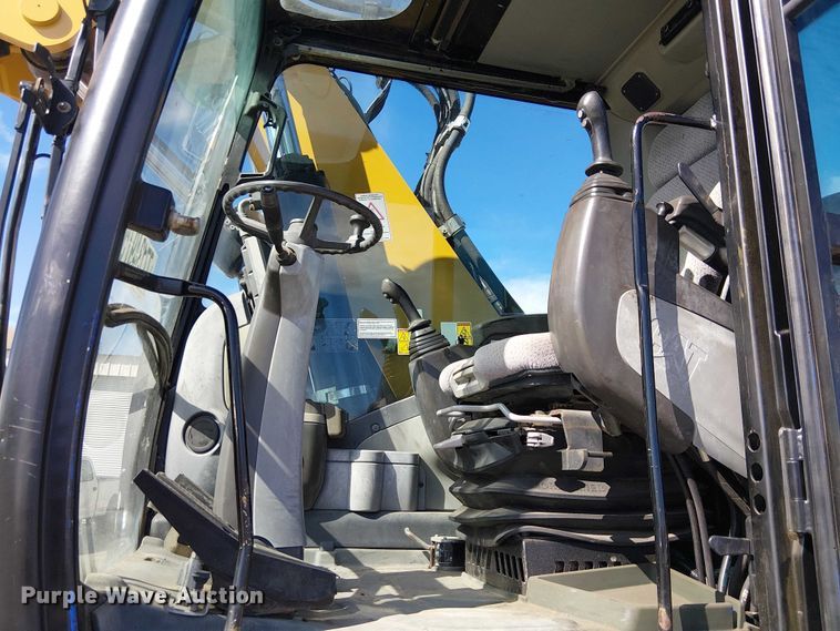 image for item YA2465 2015 Caterpillar M322D wheeled excavator