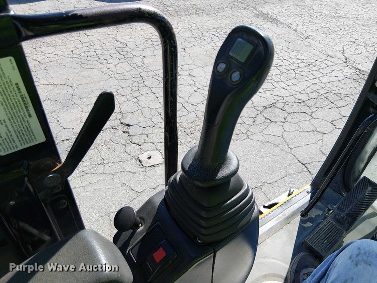 image for item YA2465 2015 Caterpillar M322D wheeled excavator