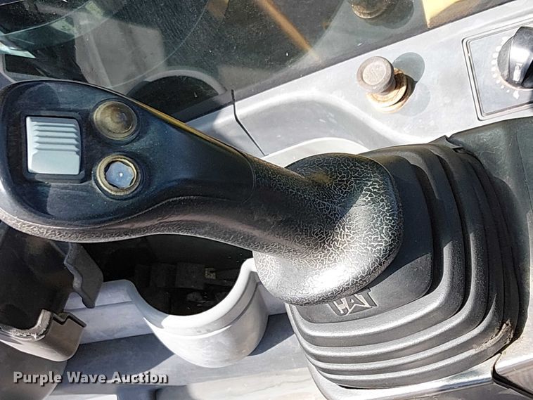 image for item YA2465 2015 Caterpillar M322D wheeled excavator