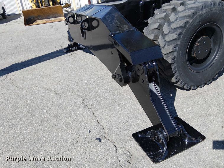 image for item YA2465 2015 Caterpillar M322D wheeled excavator