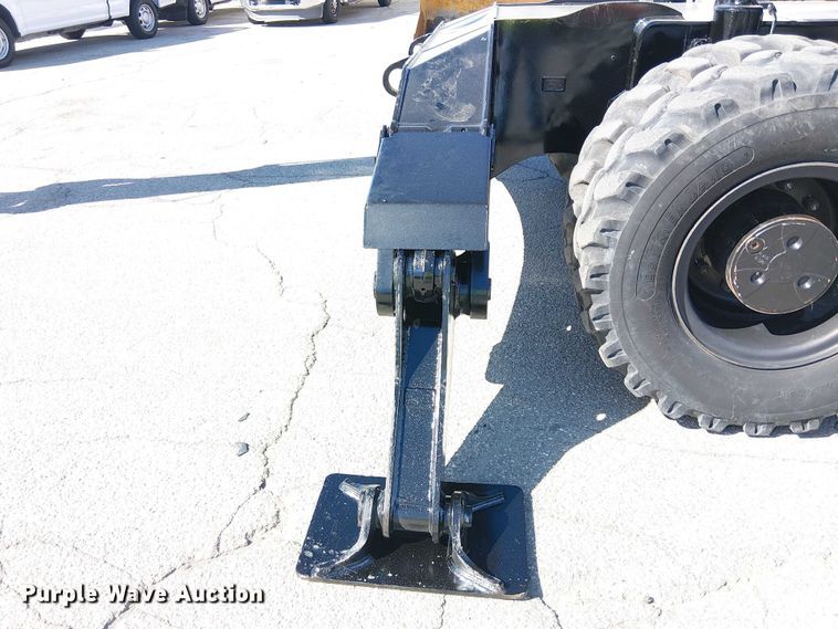 image for item YA2465 2015 Caterpillar M322D wheeled excavator