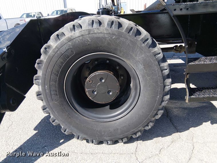 image for item YA2465 2015 Caterpillar M322D wheeled excavator