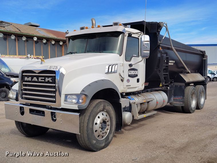 image for item YA2596 2022 Mack Granite dump truck