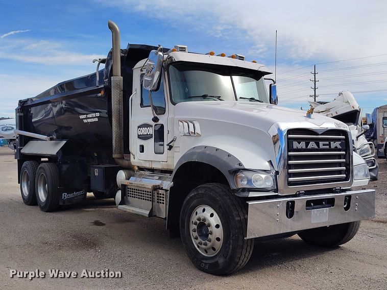 image for item YA2596 2022 Mack Granite dump truck