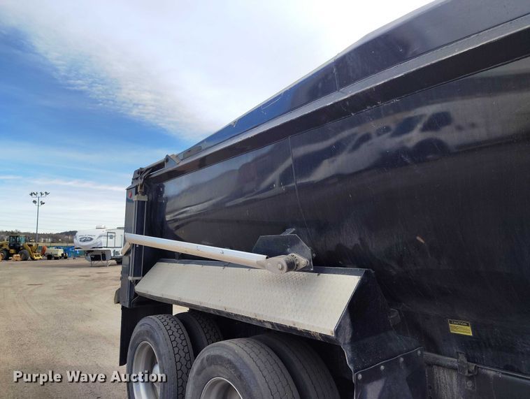 image for item YA2596 2022 Mack Granite dump truck