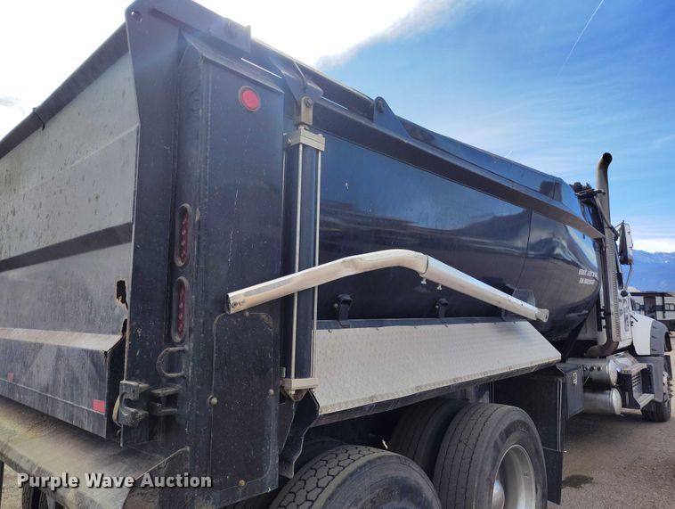 image for item YA2596 2022 Mack Granite dump truck