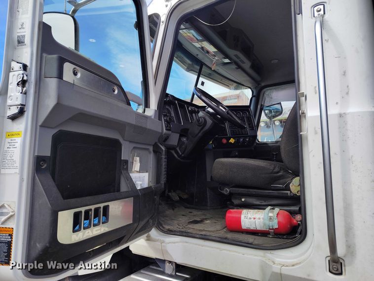 image for item YA2596 2022 Mack Granite dump truck