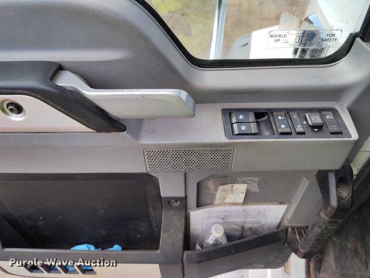 image for item YA2596 2022 Mack Granite dump truck