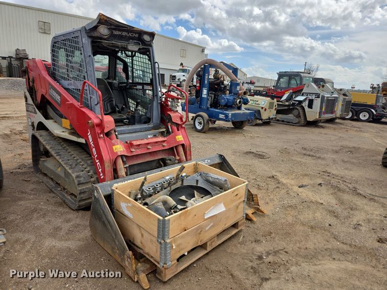 image for item YA2637 2021 Takeuchi TL10V-2 tracked skid steer loader