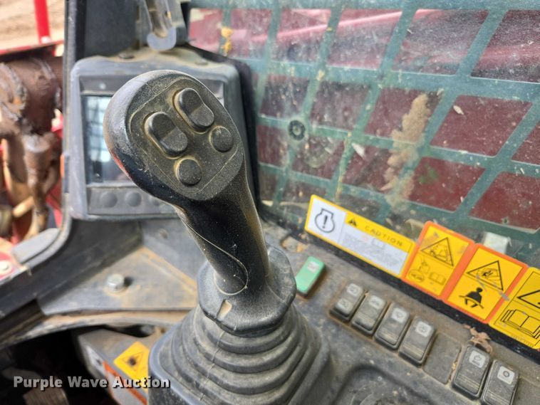 image for item YA2637 2021 Takeuchi TL10V-2 tracked skid steer loader