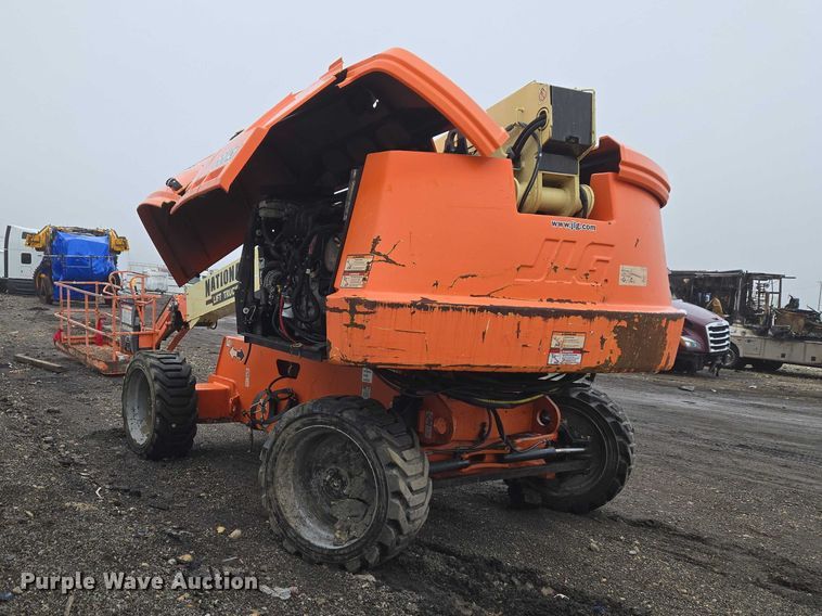 image for item YA2640 2019 JLG 660SJ boom lift