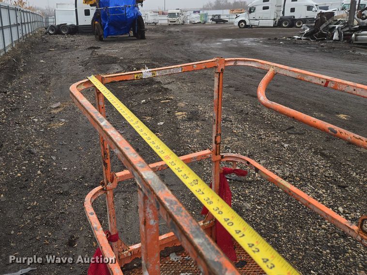 image for item YA2640 2019 JLG 660SJ boom lift