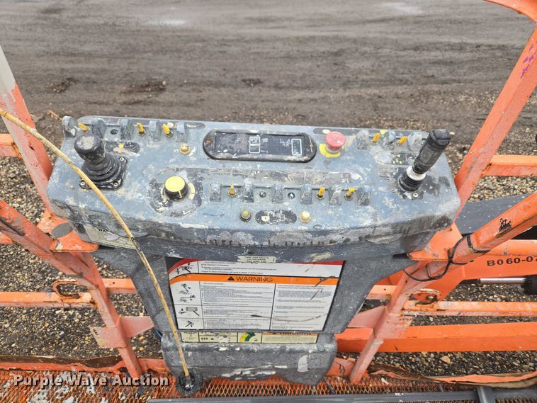 image for item YA2640 2019 JLG 660SJ boom lift