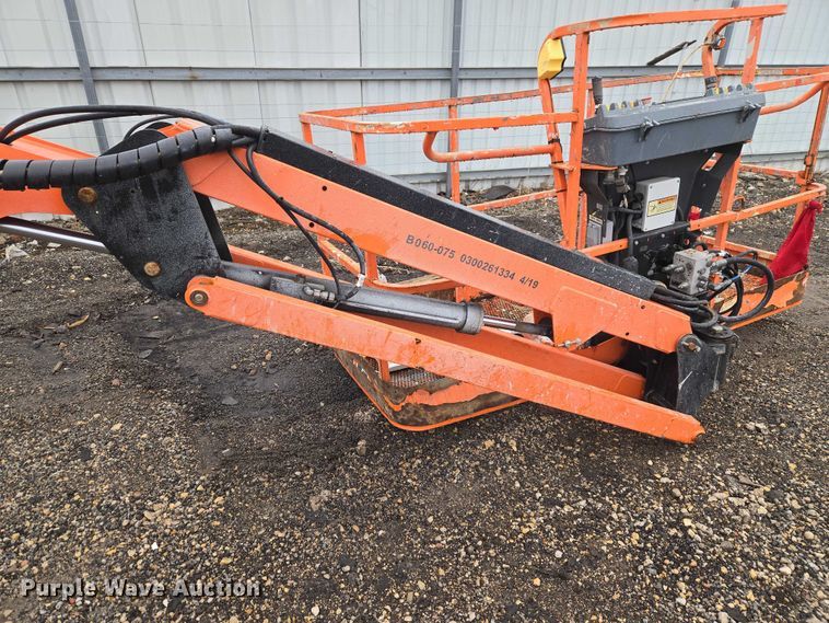 image for item YA2640 2019 JLG 660SJ boom lift