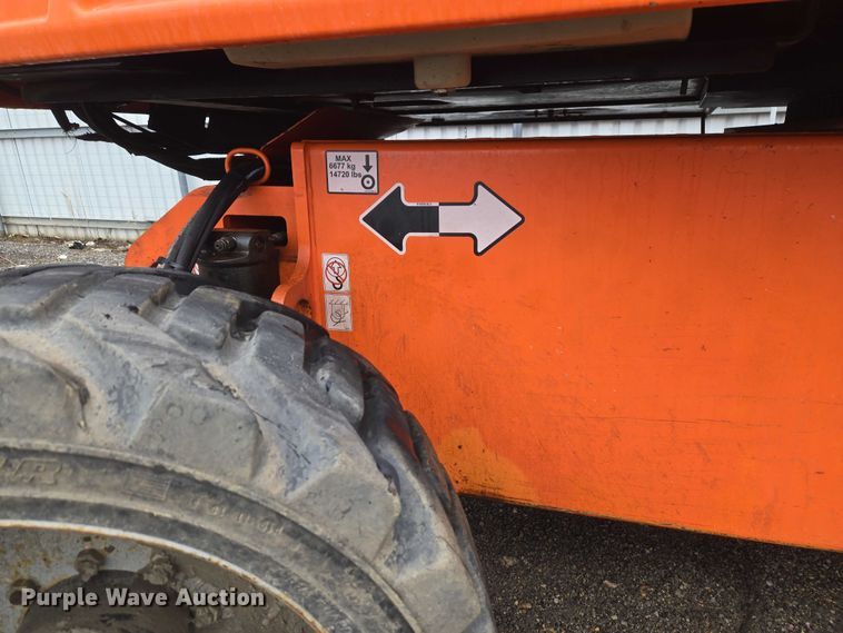 image for item YA2640 2019 JLG 660SJ boom lift