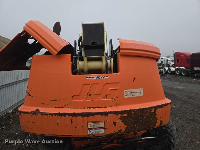image for item YA2640 2019 JLG 660SJ boom lift