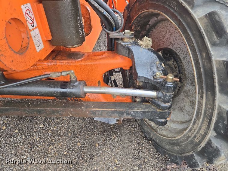 image for item YA2640 2019 JLG 660SJ boom lift