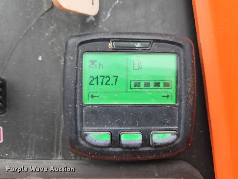 image for item YA2640 2019 JLG 660SJ boom lift