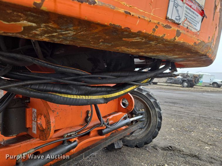 image for item YA2640 2019 JLG 660SJ boom lift