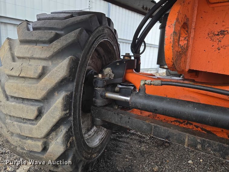 image for item YA2640 2019 JLG 660SJ boom lift