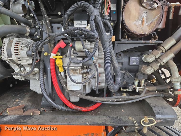 image for item YA2640 2019 JLG 660SJ boom lift