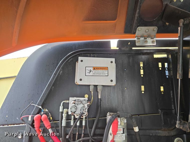 image for item YA2640 2019 JLG 660SJ boom lift