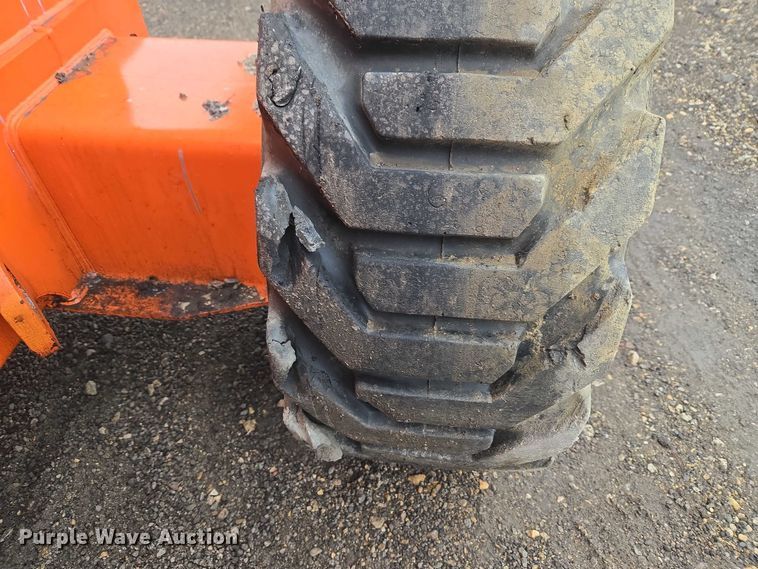 image for item YA2640 2019 JLG 660SJ boom lift