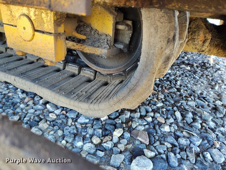 image for item YA2658 2006 LeeBoy 8515 paver