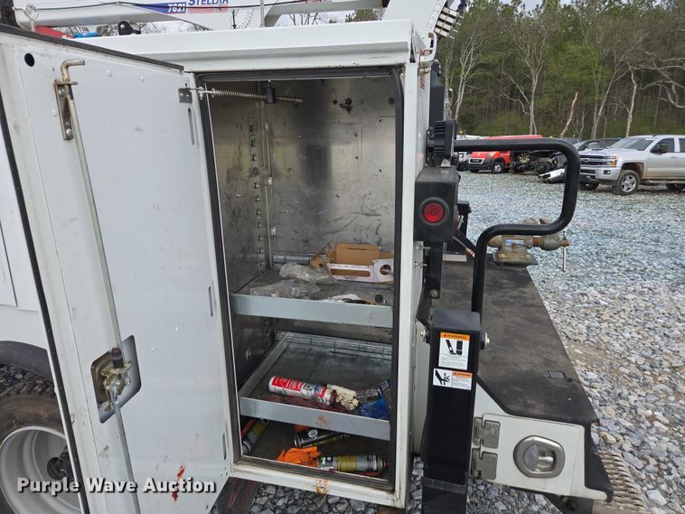 image for item YA2659 2022 Chevrolet Silverado 6500HD utility / service truck