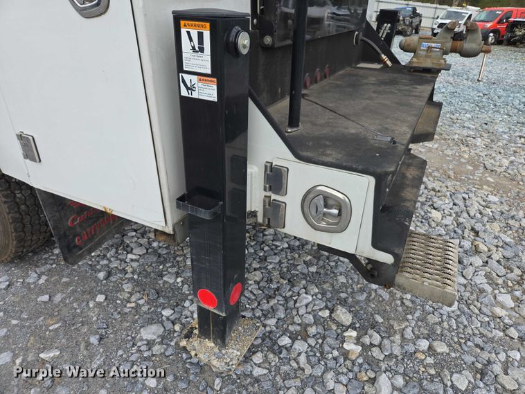 image for item YA2659 2022 Chevrolet Silverado 6500HD utility / service truck