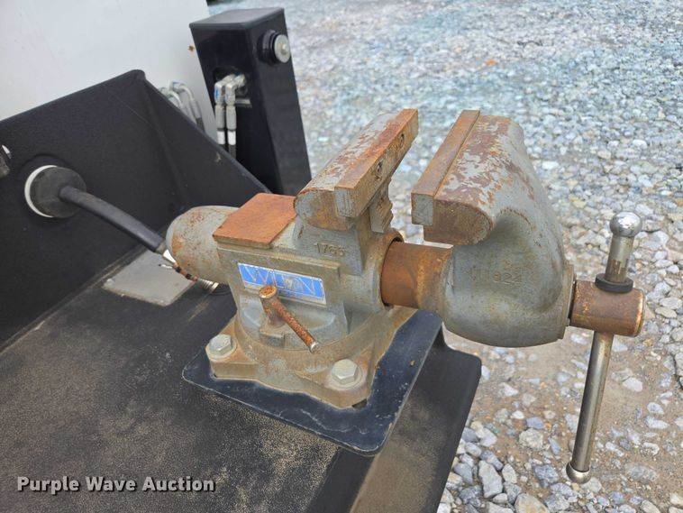 image for item YA2659 2022 Chevrolet Silverado 6500HD utility / service truck