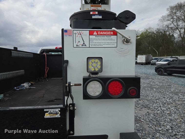 image for item YA2659 2022 Chevrolet Silverado 6500HD utility / service truck