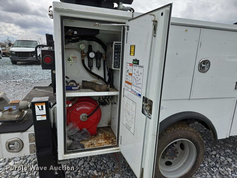 image for item YA2659 2022 Chevrolet Silverado 6500HD utility / service truck