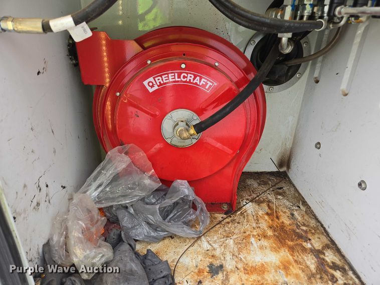 image for item YA2659 2022 Chevrolet Silverado 6500HD utility / service truck