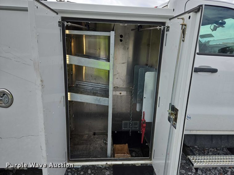 image for item YA2659 2022 Chevrolet Silverado 6500HD utility / service truck